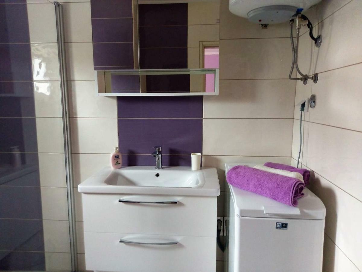 קרק Guest House Tonica מראה חיצוני תמונה